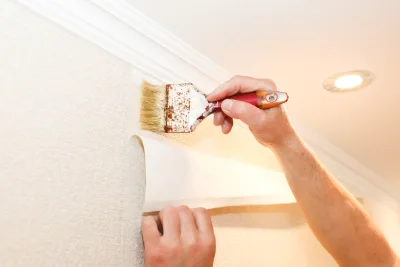 Pose de papier peint à Ménarmont — revêtements muraux et toiles de verre